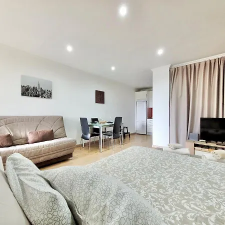 Apartament Plaza Del Charco *